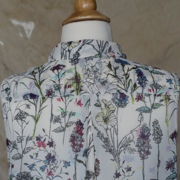 H&M sleeveless button up collared floral blouse S - Picture 6 of 6